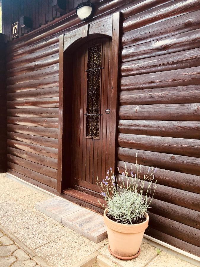 Holiday Cottage Krishtan بوتْشيترتيك المظهر الخارجي الصورة