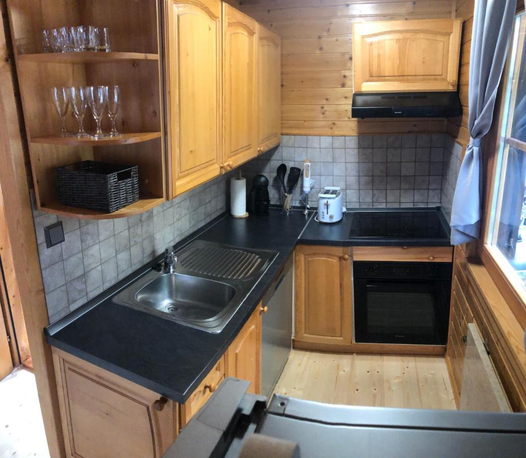 Holiday Cottage Krishtan بوتْشيترتيك المظهر الخارجي الصورة
